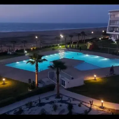 Luxueux appartement front mer