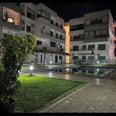 Appartement 2 chambres piscine et balcons Mansouria