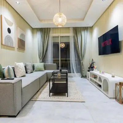 Modern & Chic APT Prestigia by MERAT HOME