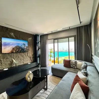 Luxury apartment Marina