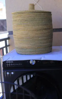 a basket sitting on top of a microwave at Charmant studio au cœur de Maarif - Confort balcon et emplacement idéal in Casablanca