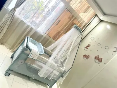 an overhead view of a hospital bed in a room at L oasis cachée à deux pas de plage et piscine in Mohammedia