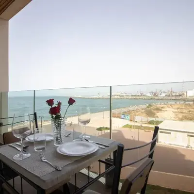 Studio prestige avec Terrasse sur la Marina