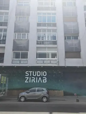 a car parked in front of a building at Appartement moderne centre Casablanca in Casablanca