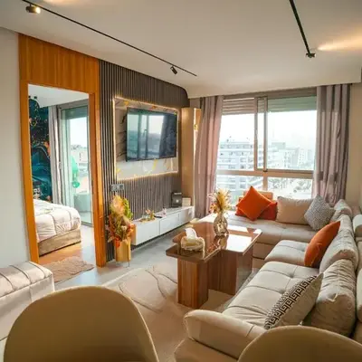 Skyline View Luxury Private Parking - Netflix