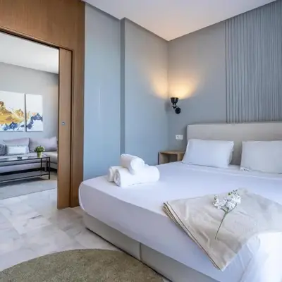 c4 .super appartement with parking