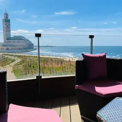The view - Marina 2 Beds - By AppartAli
